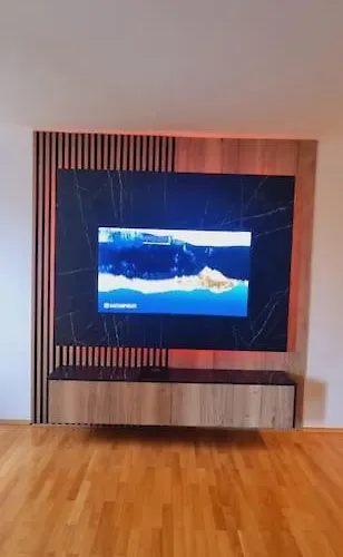 Drustveni Dom I شقة